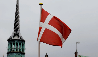 Danimarka’nın Ukrayna’ya göndereceği F-16 savaş uçaklarının teslimatı ertelendi